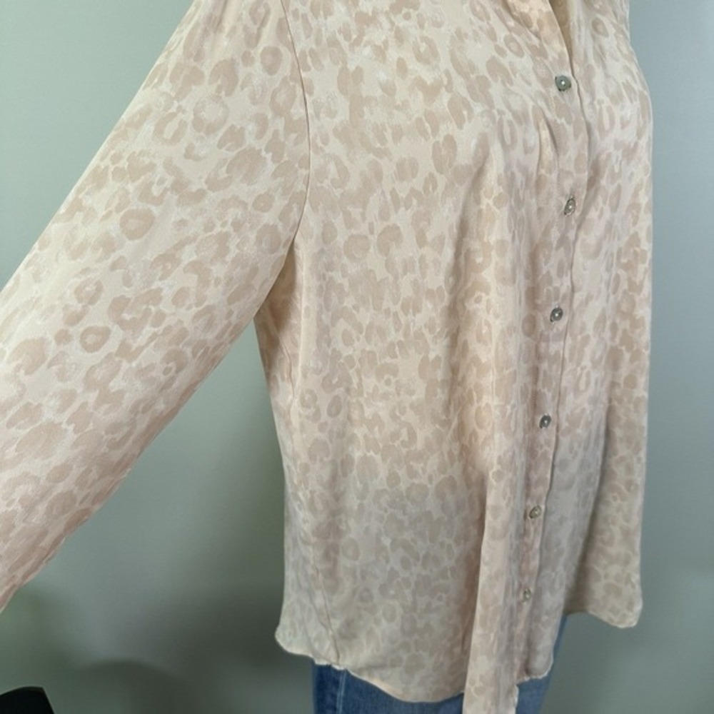 Rachel Zoe Pink Leopard Blouse Large Long Sleeve Button‎ Down - Picture 4 of 9